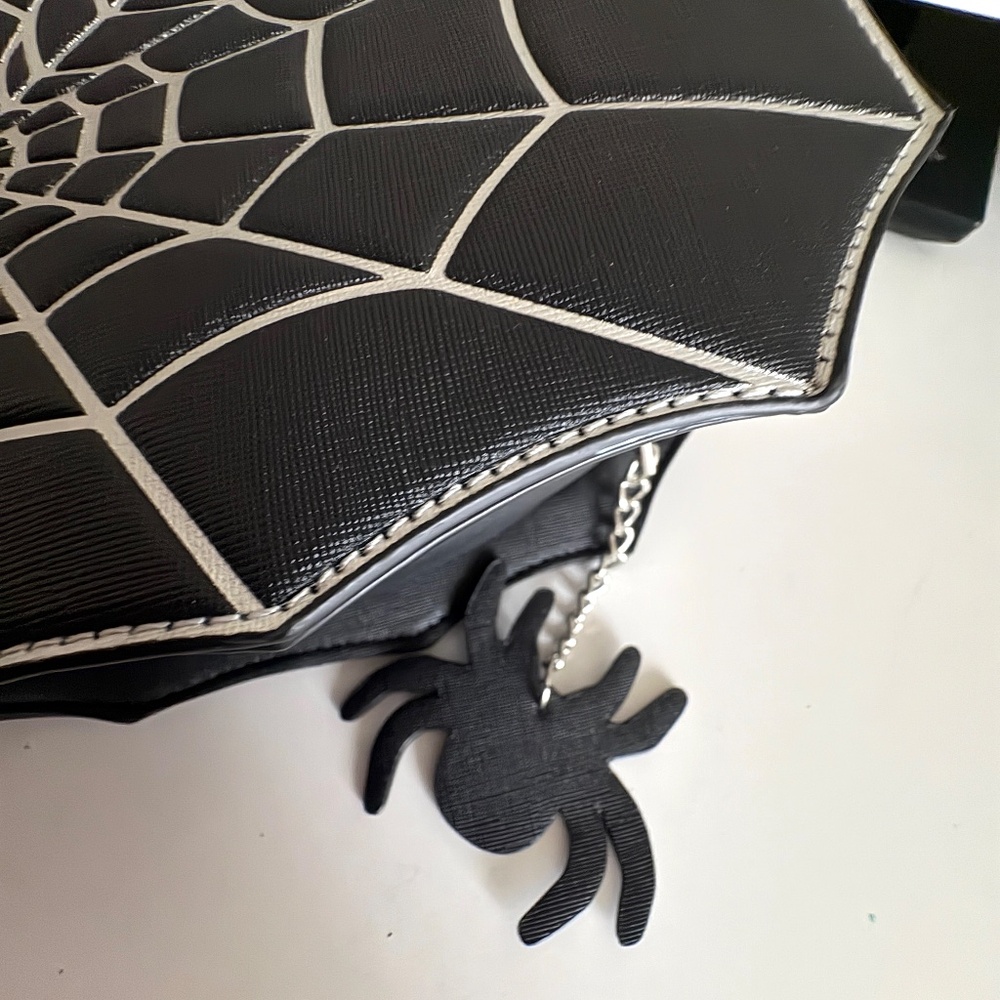 MAD Engine Spiderweb Heart Backpack - image 7